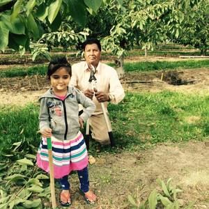 Meet your Posher, Samra